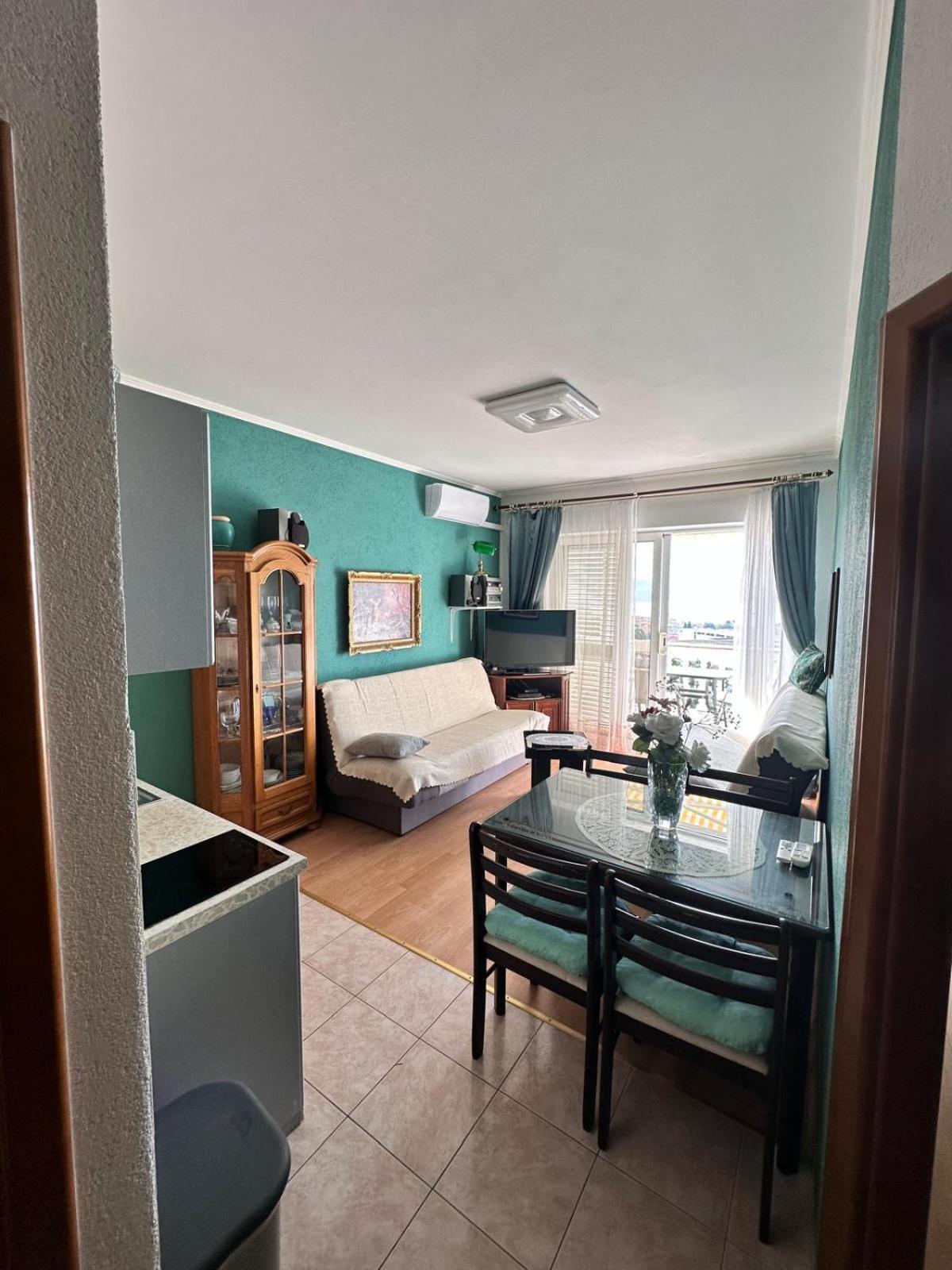 Apartmani Djurda Krk Town Bagian luar foto