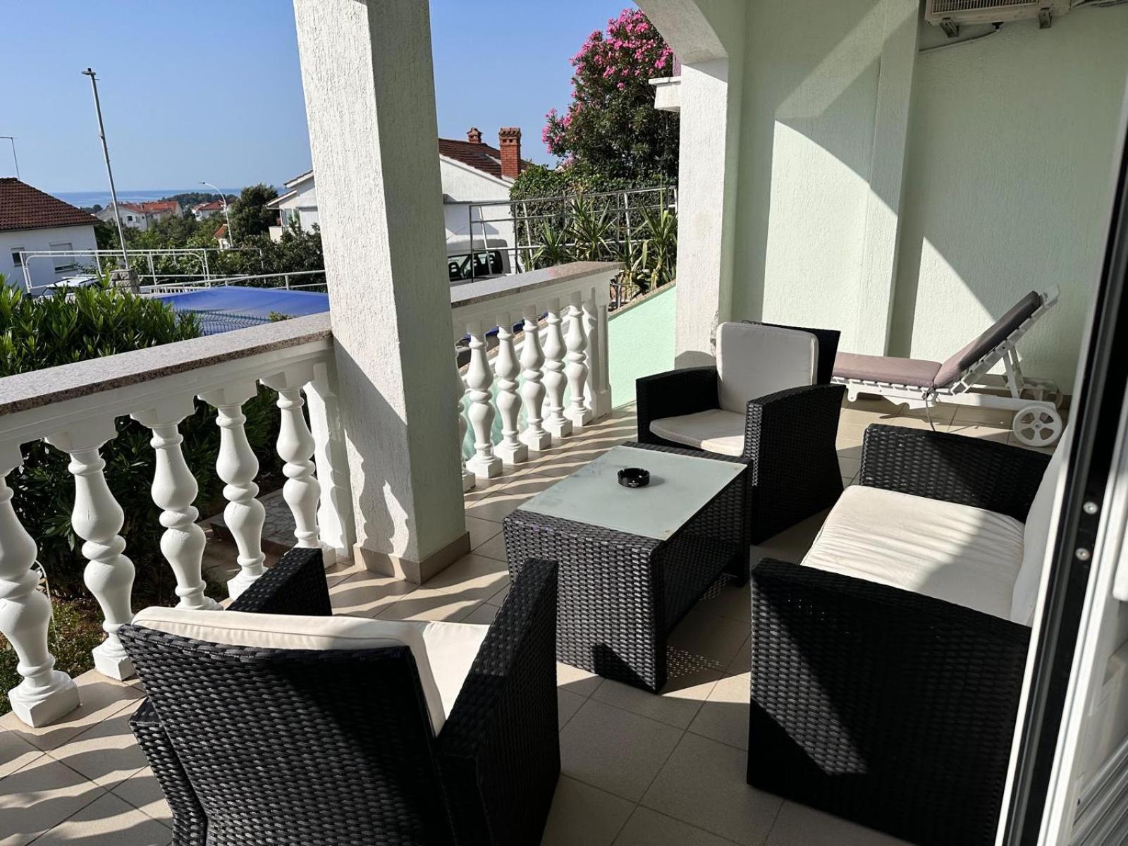 Apartmani Djurda Krk Town Bagian luar foto