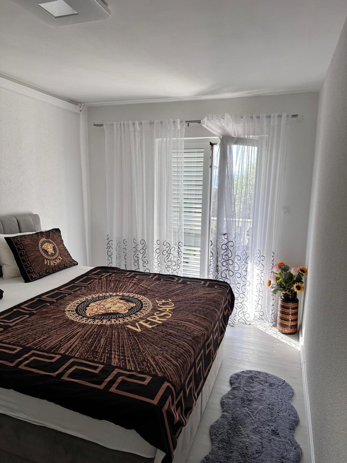 Apartmani Djurda Krk Town Bagian luar foto